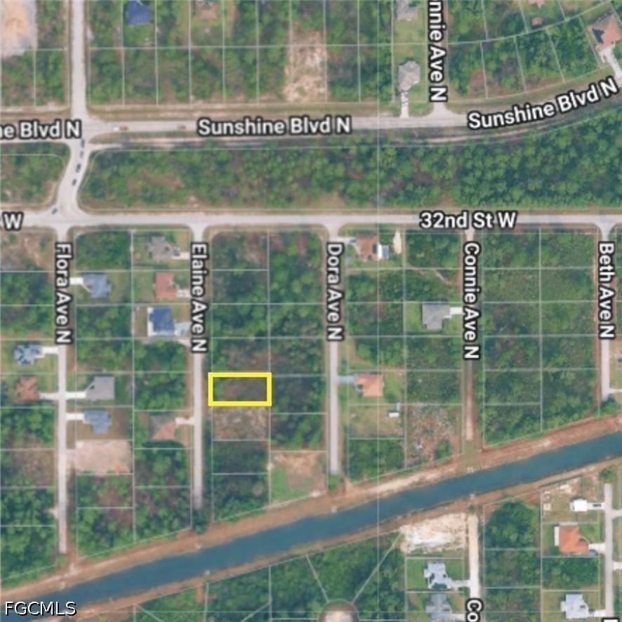 2914 Elaine Ave., Lehigh Acres, FL 33971