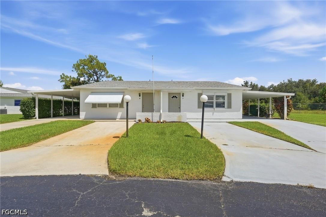 7 Dutch Iris Ln., Lehigh Acres, FL 33936
