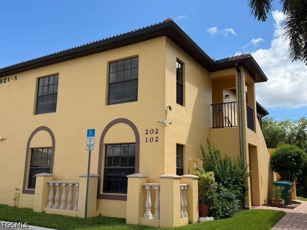 4921 SW 16th Pl. #202, Cape Coral, FL 33914
