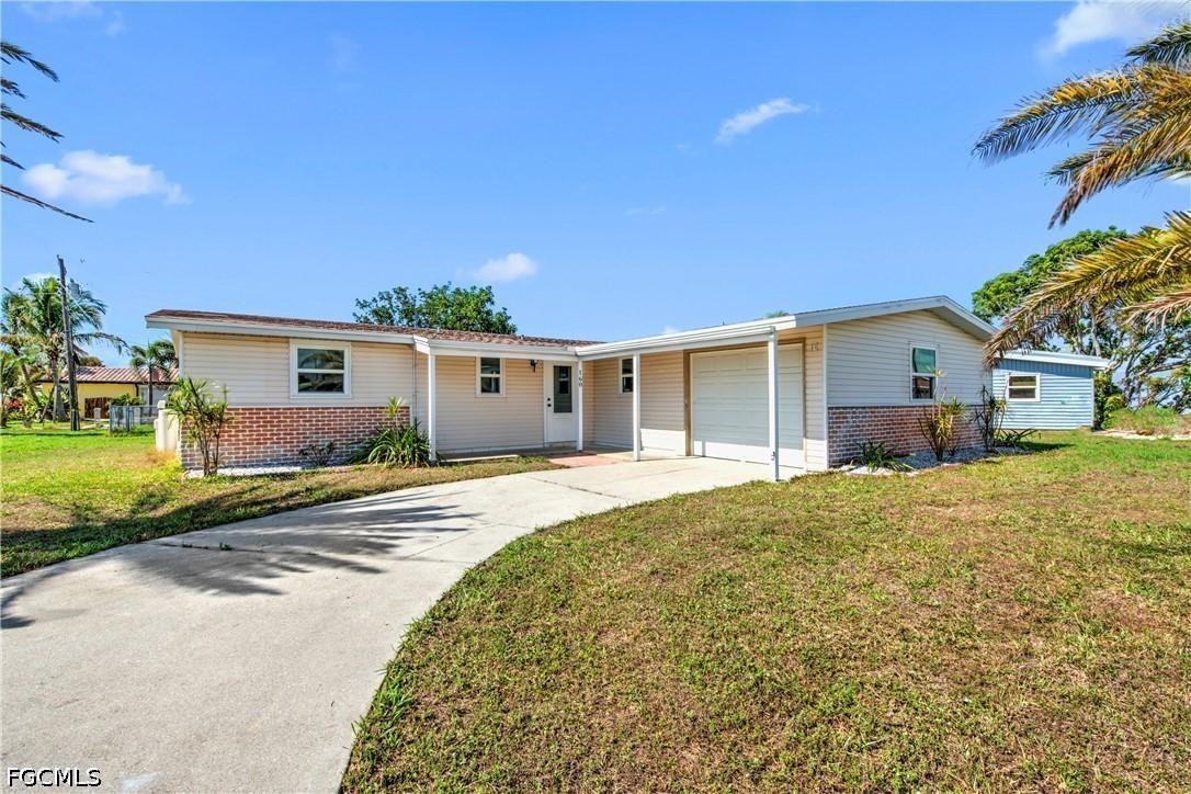 160 Francis Dr., Port Charlotte, FL 33952