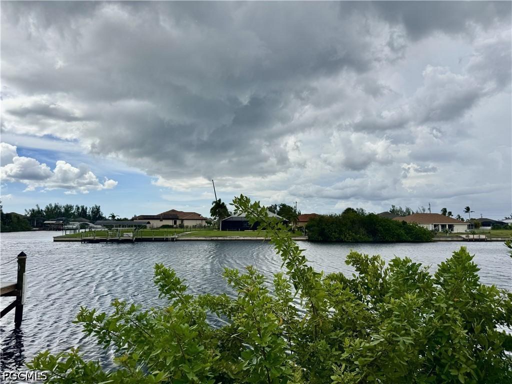 2108 NW 41st Pl., Cape Coral, FL 33993