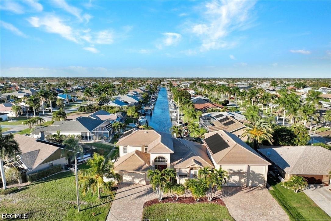 907 SW 51st Ter., Cape Coral, FL 33914