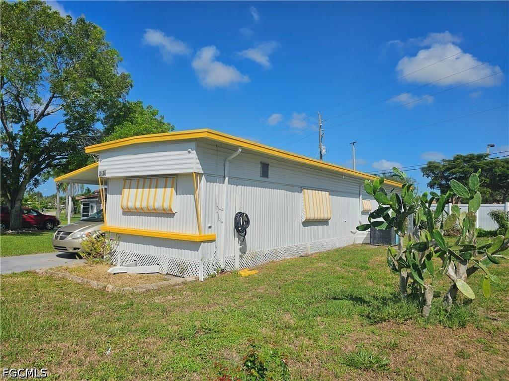 3834 Unique Cir., Fort Myers, FL 33908