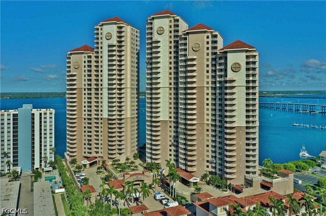 2104 W First St. #2702, Fort Myers, FL 33901
