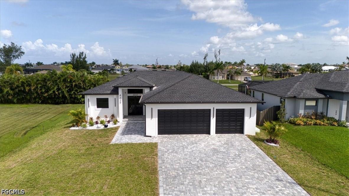 4329 NW 27th Ter., Cape Coral, FL 33993