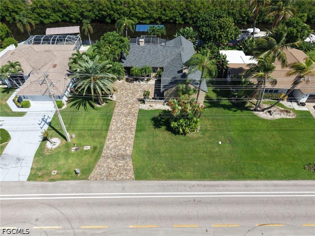 1805 Everest Pkwy., Cape Coral, FL 33904