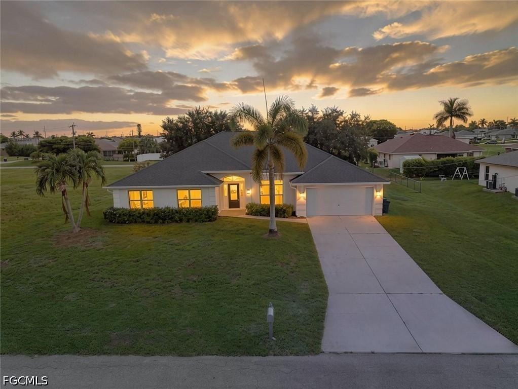 930 NW Juanita Pl., Cape Coral, FL 33993