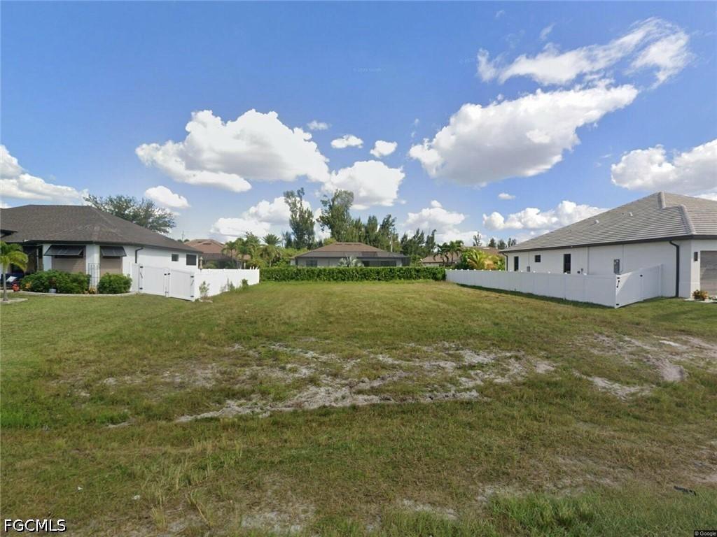 119 SW 35th Ave., Cape Coral, FL 33991