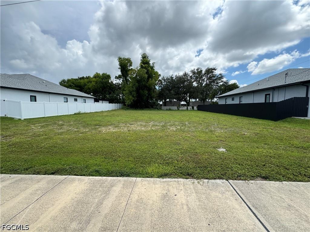 106 SE 8th St., Cape Coral, FL 33990