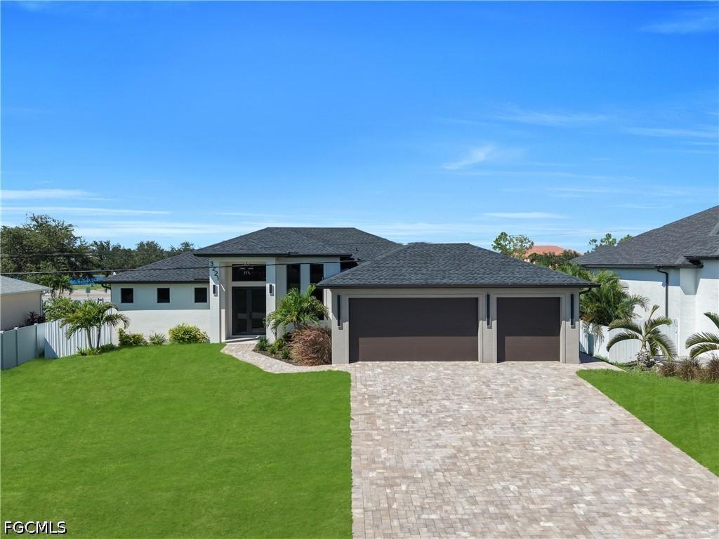 3221 SW 3rd Ter., Cape Coral, FL 33991