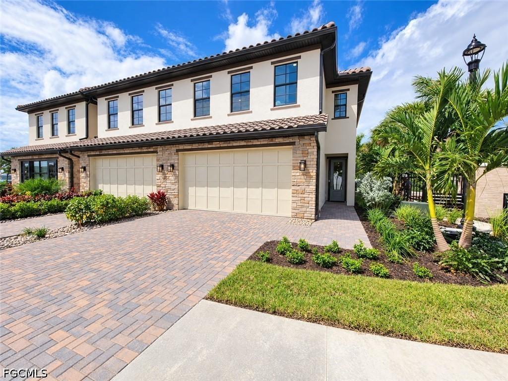 21250 Estiva Villa Cir., Estero, FL 33928