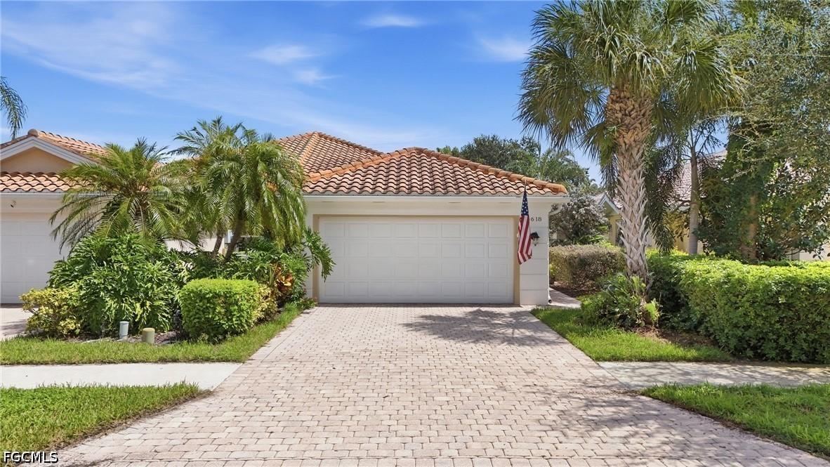 5618 Eleuthera Way, Naples, FL 34119