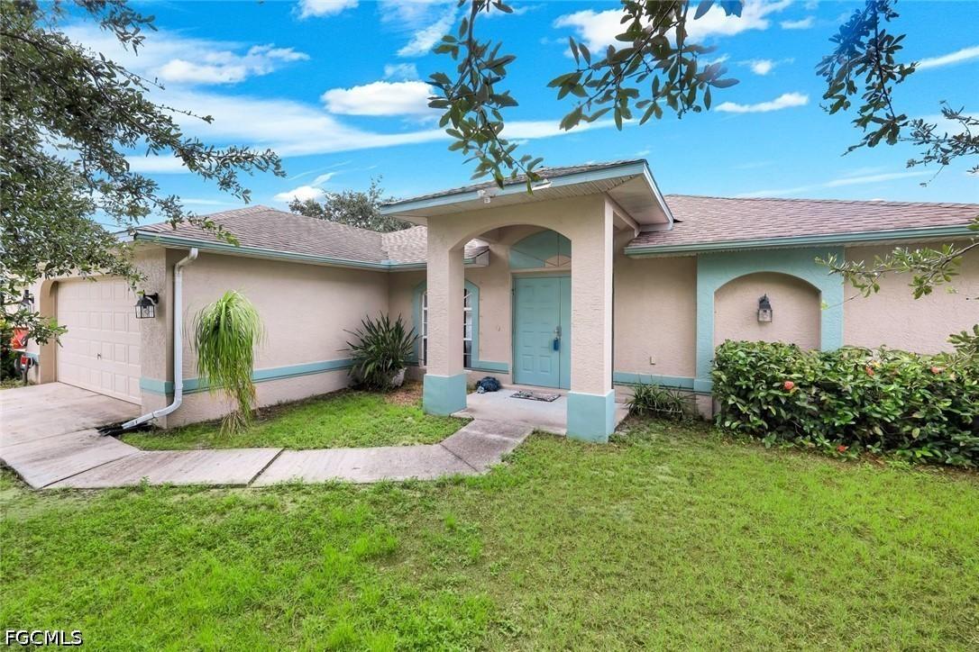 410 SW 7th Ct., Cape Coral, FL 33991