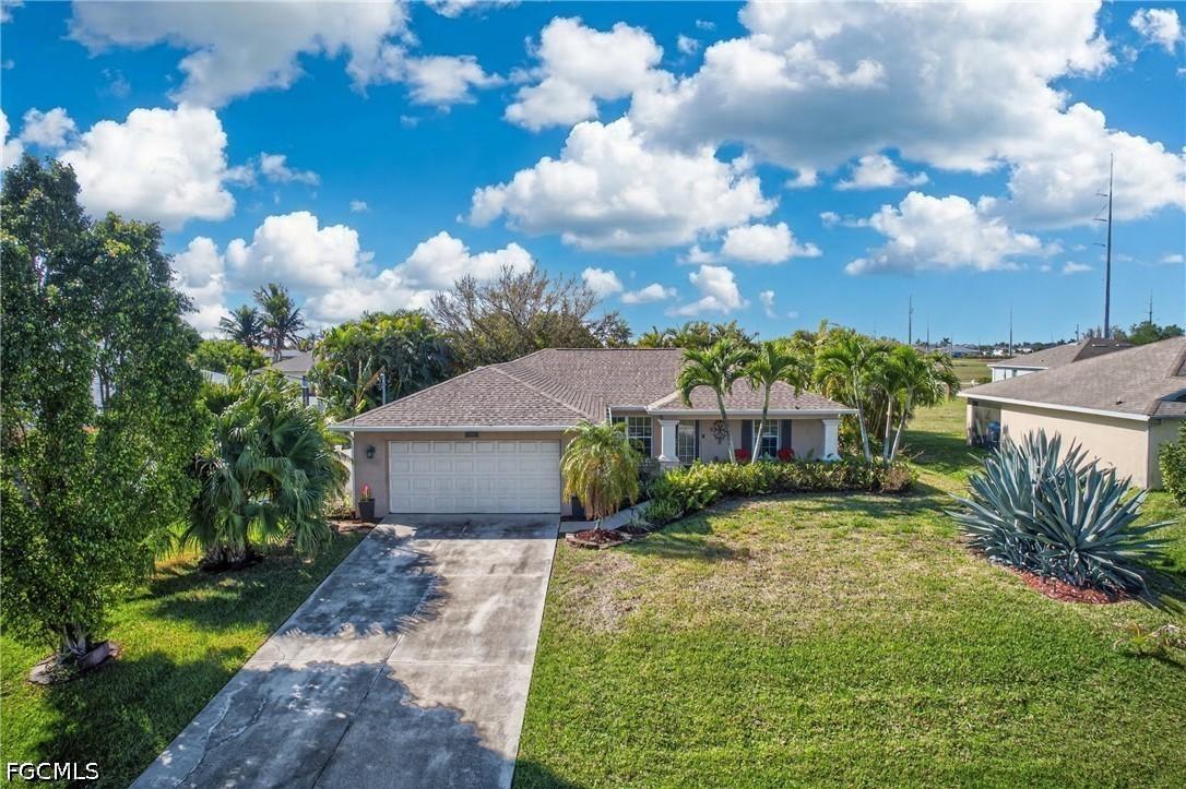 2238 NW 8th Ter., Cape Coral, FL 33993