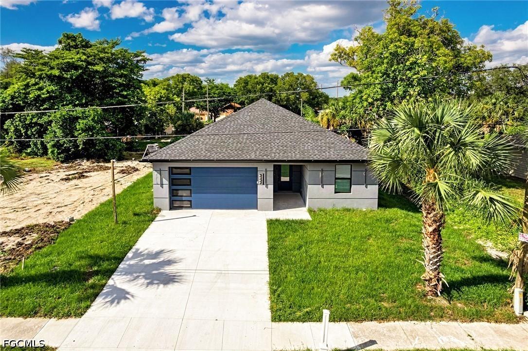 2983 Dunbar Ave., Fort Myers, FL 33916