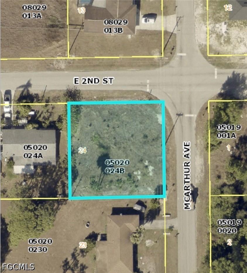 2706 E 2nd St., Lehigh Acres, FL 33936