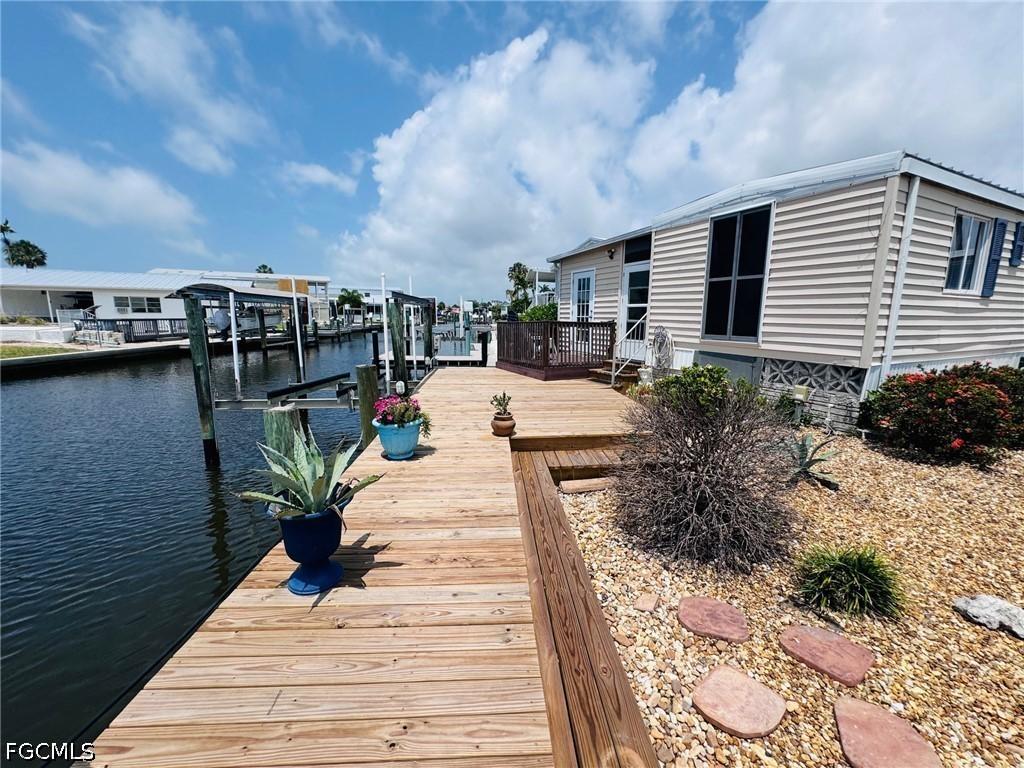 11321 Bougainvillea Ln., Fort Myers Beach, FL 33931