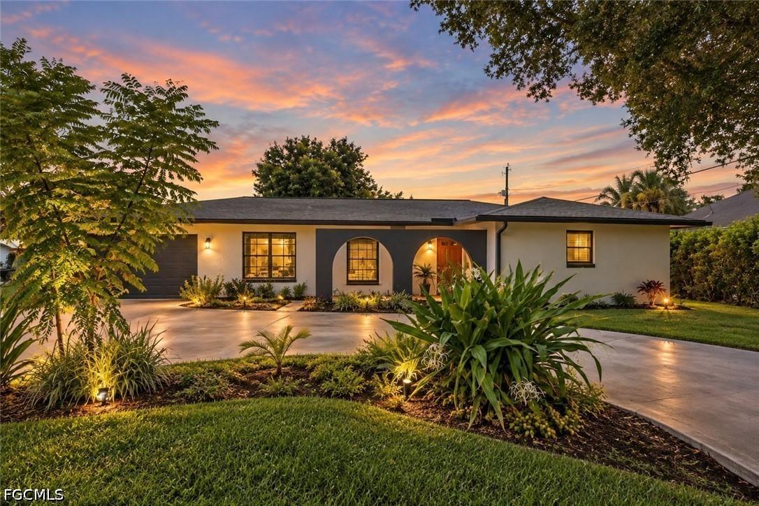 2502 Barcelona Ave., Fort Myers, FL 33905