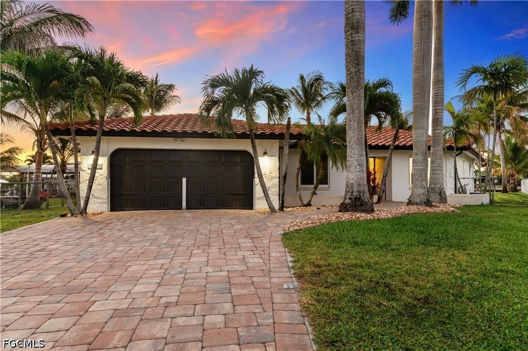 429 Cross St., North Fort Myers, FL 33903