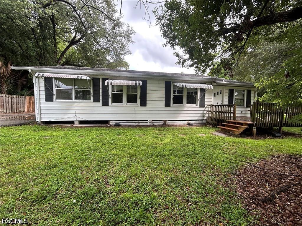 10461 Mcgregor Blvd., Fort Myers, FL 33919