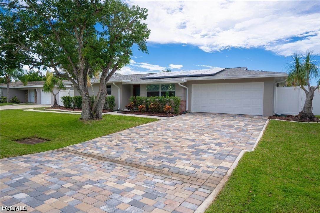 1640 N Flossmoor Rd., Fort Myers, FL 33919