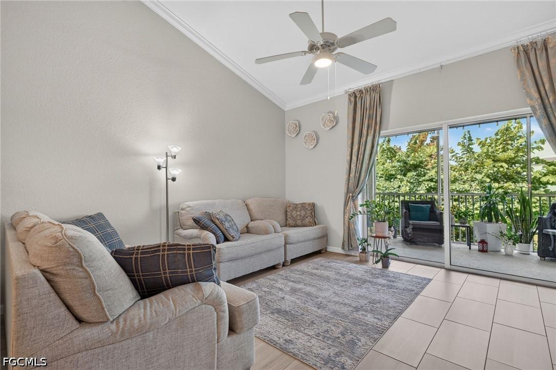 1149 Winding Pines Cir. #206, Cape Coral, FL 33909