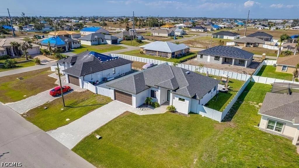 1447 SW 1st St., Cape Coral, FL 33991