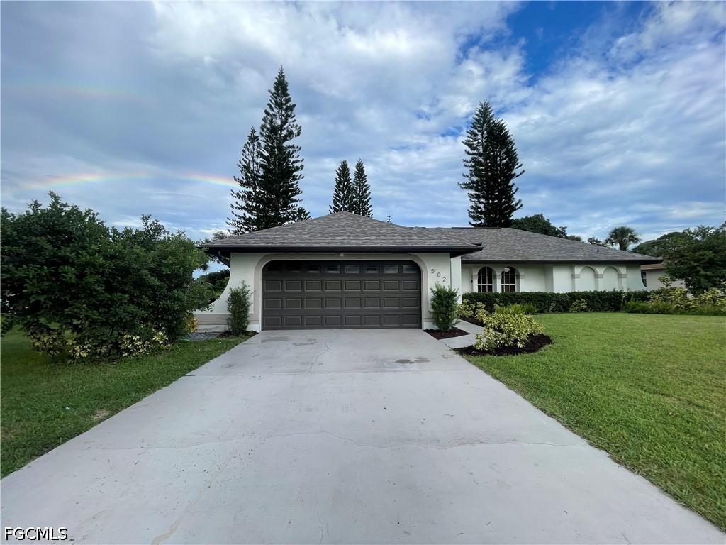 502 Elaine Ave., Lehigh Acres, FL 33971