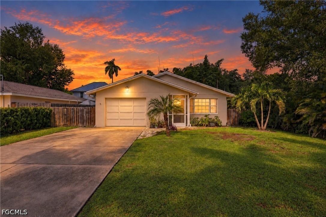 3752 Roosevelt Ave., Fort Myers, FL 33901