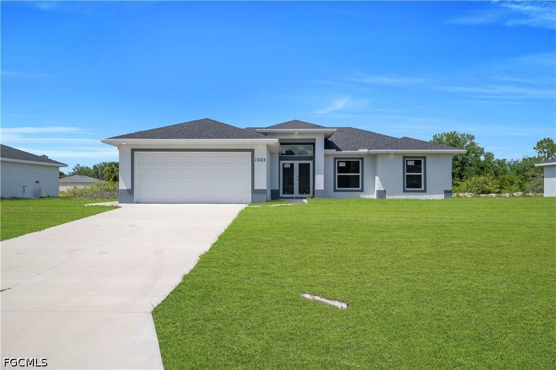 1023 Pilgrim St., Lehigh Acres, FL 33974