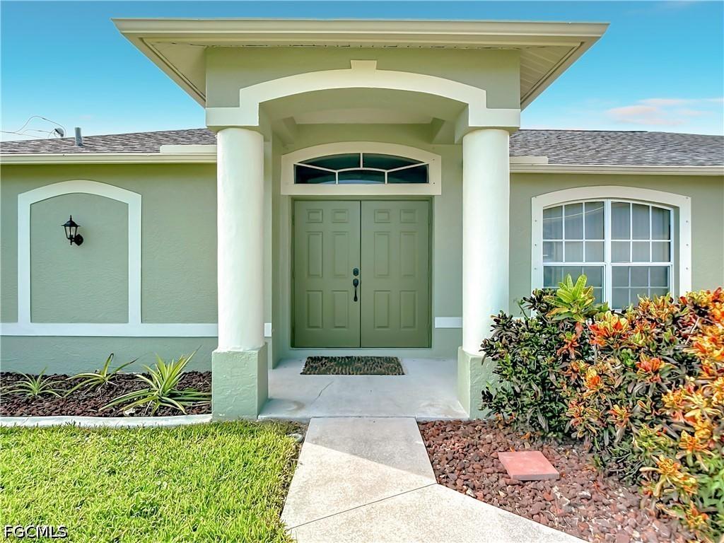 1808 SW 12th Ln., Cape Coral, FL 33991
