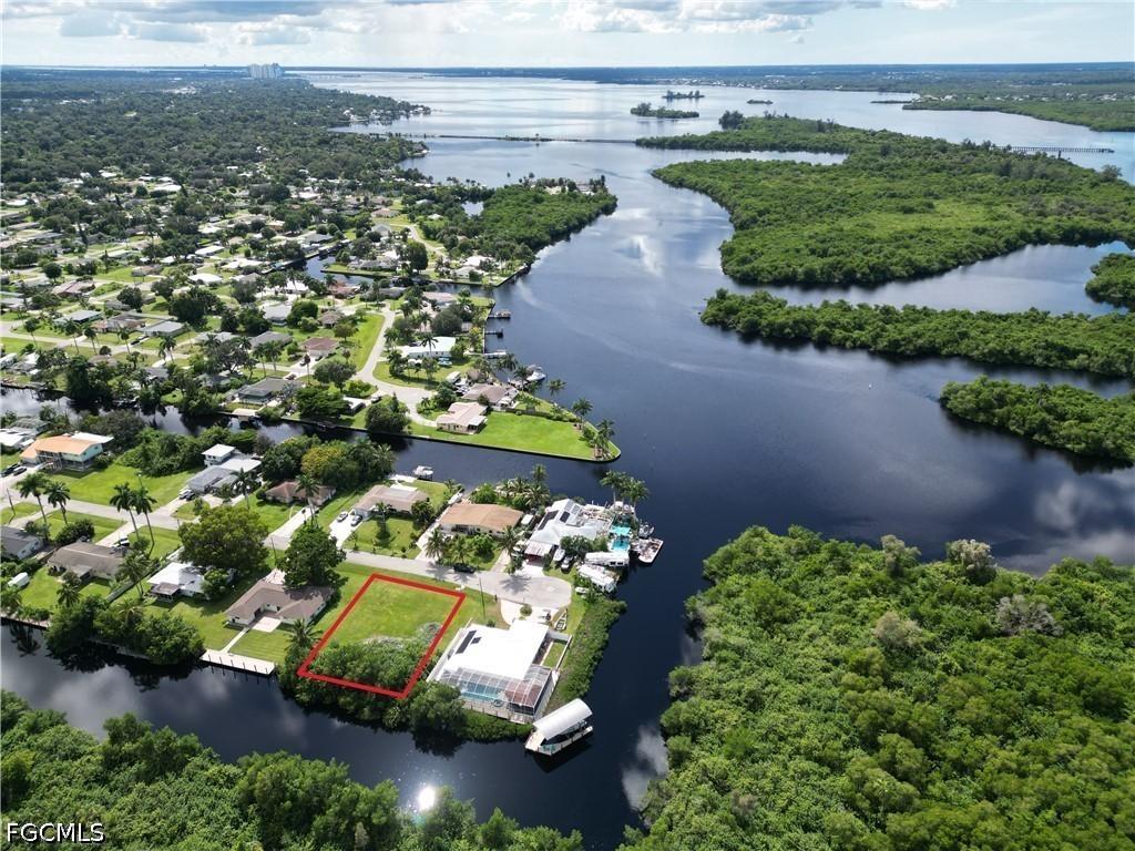 354 Morse Plz., Fort Myers, FL 33905