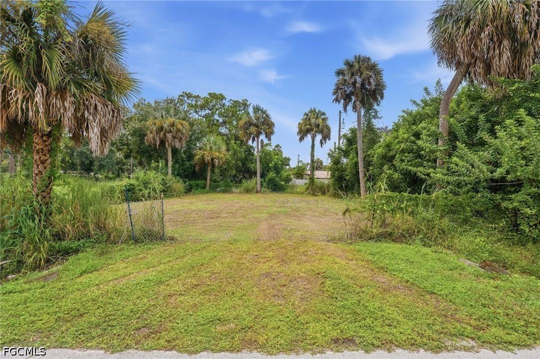 7680 Marx Dr., North Fort Myers, FL 33917