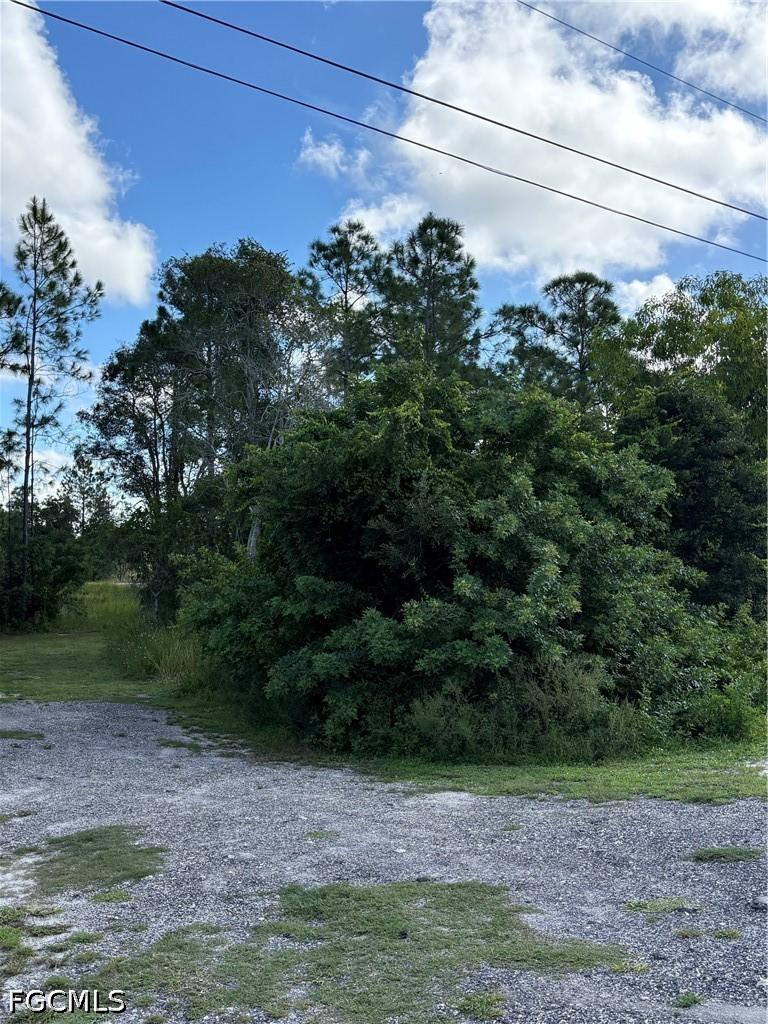 423 La Perouse St., Lehigh Acres, FL 33974