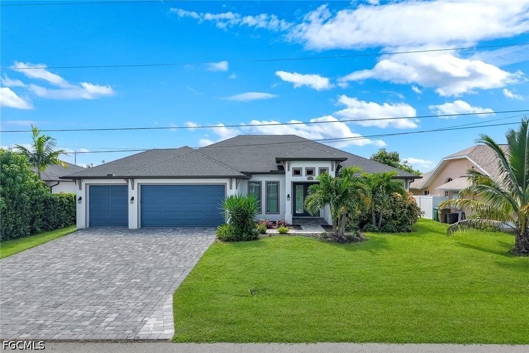 2126 NE 2nd St., Cape Coral, FL 33909