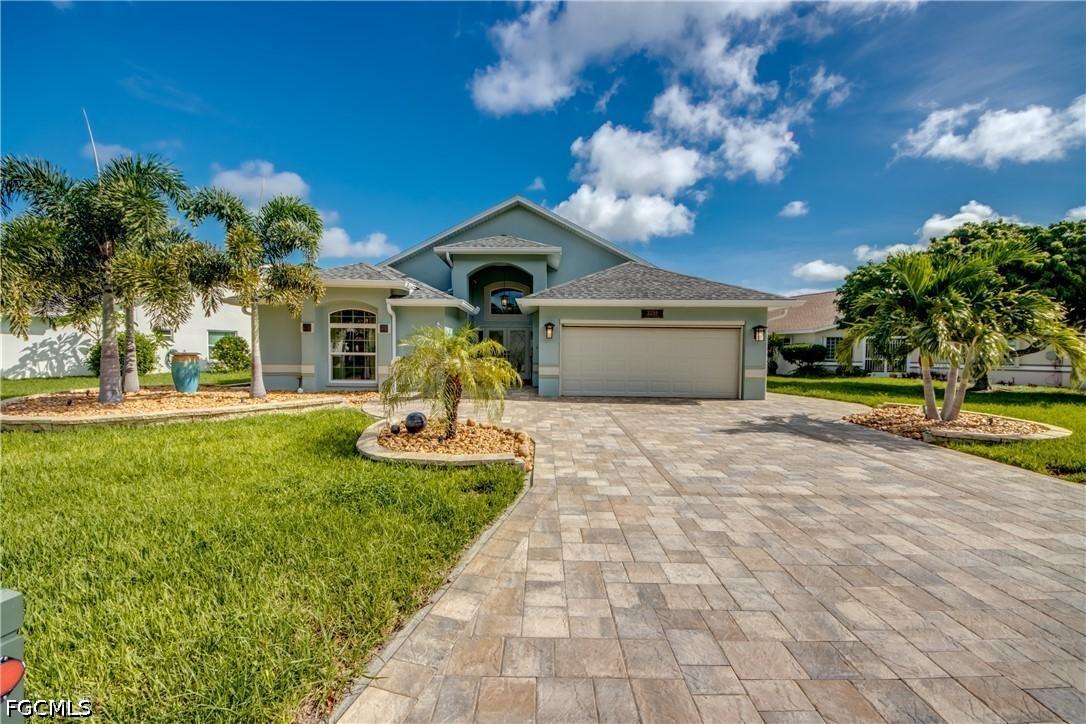 3259 Sabal Springs Blvd., North Fort Myers, FL 33917