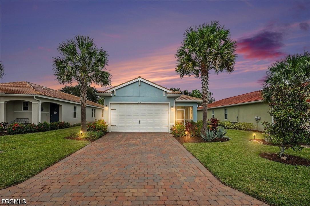 2107 Summersweet Dr., Alva, FL 33920