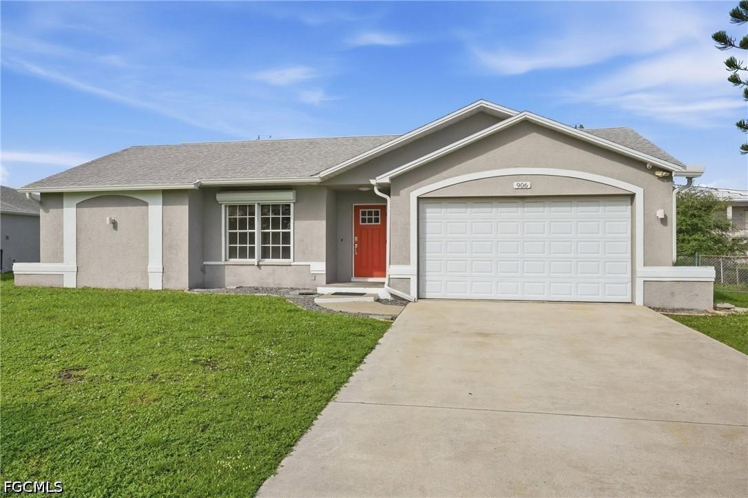 906 SW 7th Ct., Cape Coral, FL 33991