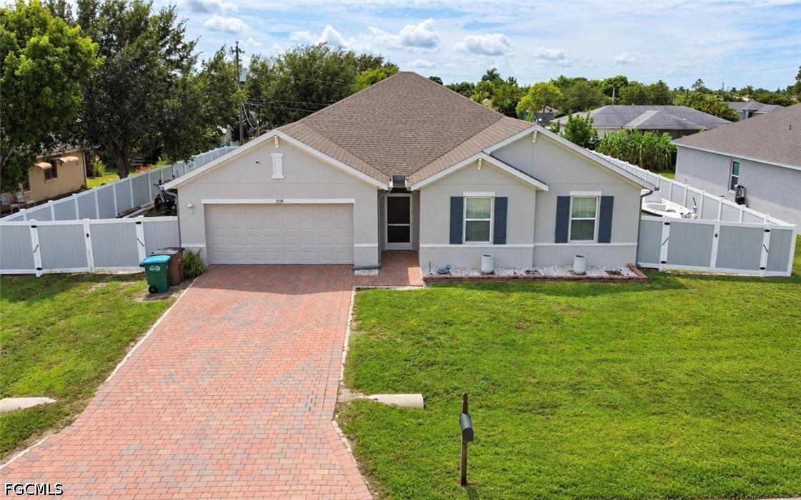 2218 SE 4th St., Cape Coral, FL 33990