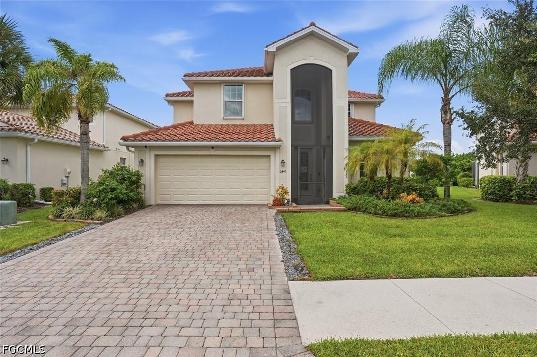 2446 Heydon Cir., Naples, FL 34120
