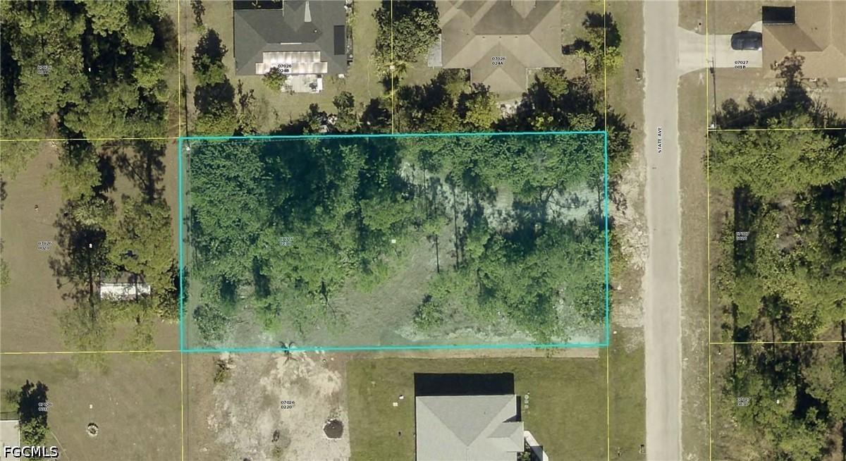 921 State Ave., Lehigh Acres, FL 33972