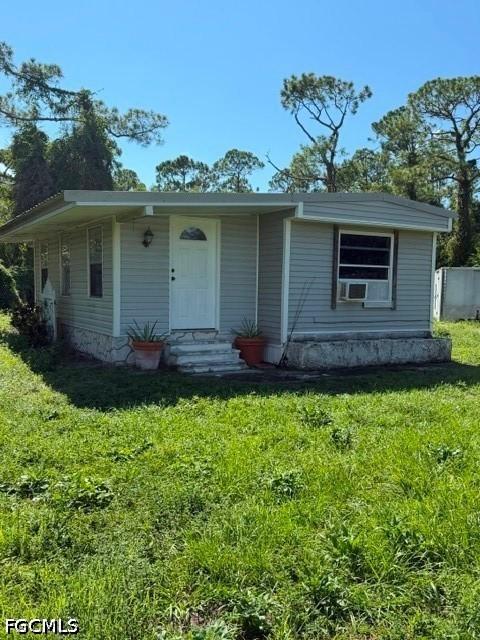 18341 Wayne Dr., North Fort Myers, FL 33917