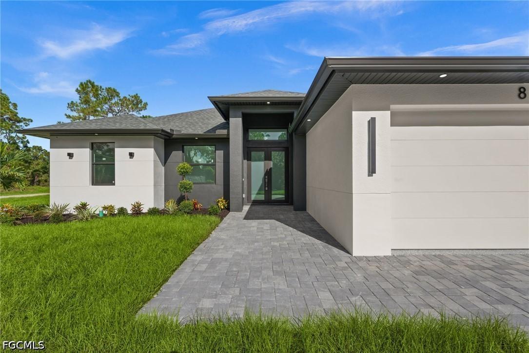 841 Bianca Ave., Lehigh Acres, FL 33974
