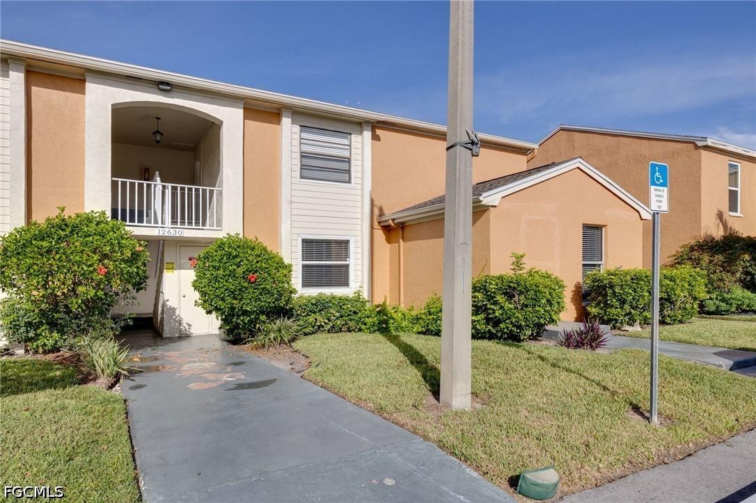 12630 Kenwood Ln. #B, Fort Myers, FL 33907