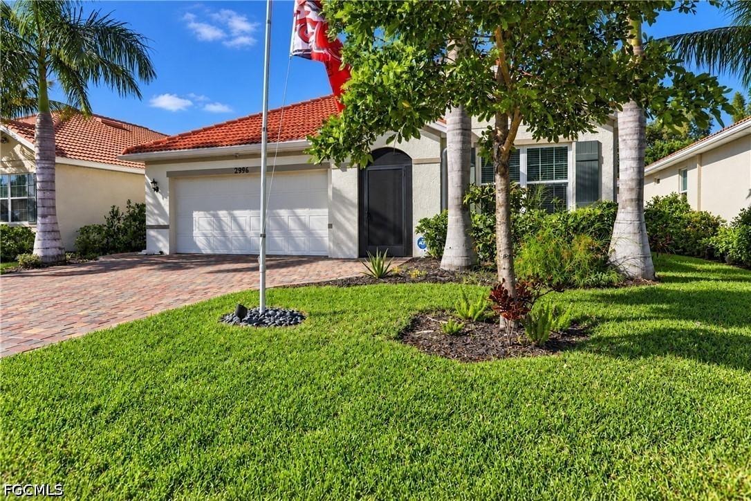 2996 Royal Gardens Ave., Fort Myers, FL 33916