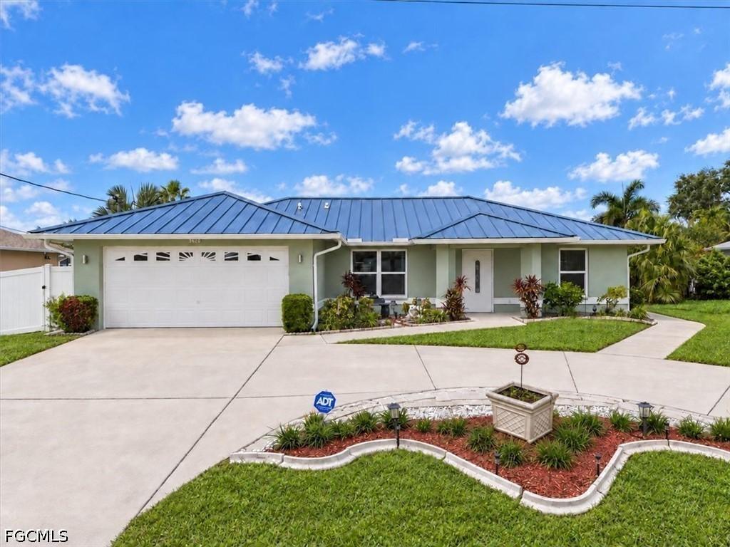 3828 SW 10th Pl., Cape Coral, FL 33914
