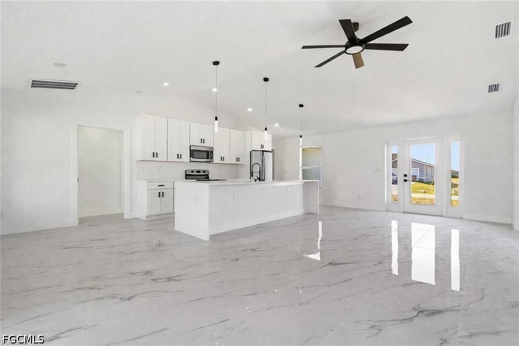 4231 NW 32nd Ln., Cape Coral, FL 33993