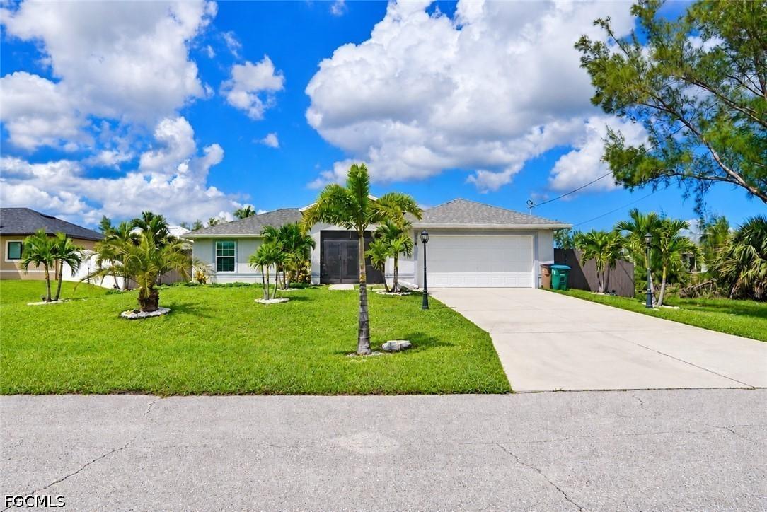 2212 NW 42nd Pl., Cape Coral, FL 33993