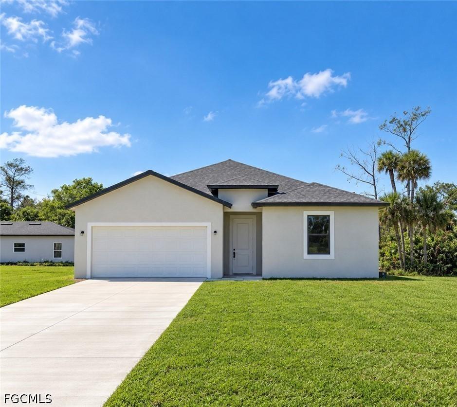 613 Greenbriar Blvd., Lehigh Acres, FL 33972