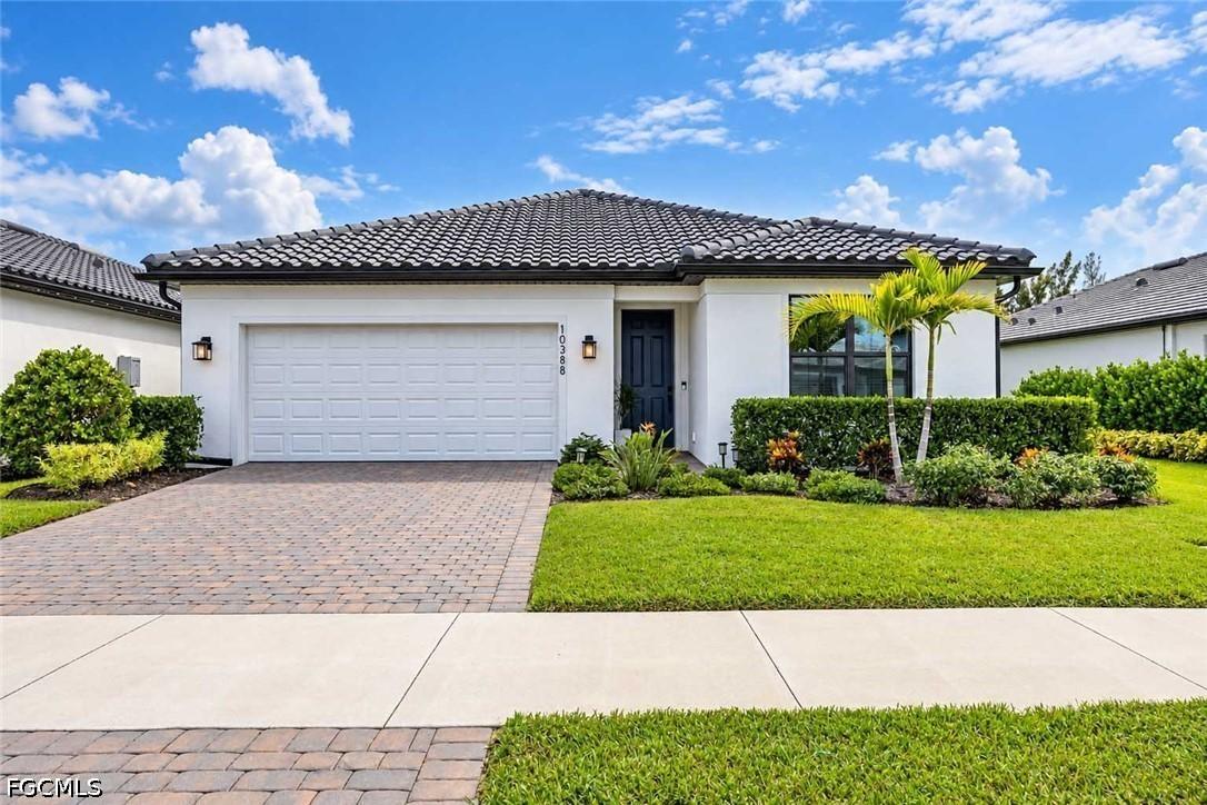 10388 Maddox Ln., Bonita Springs, FL 34135
